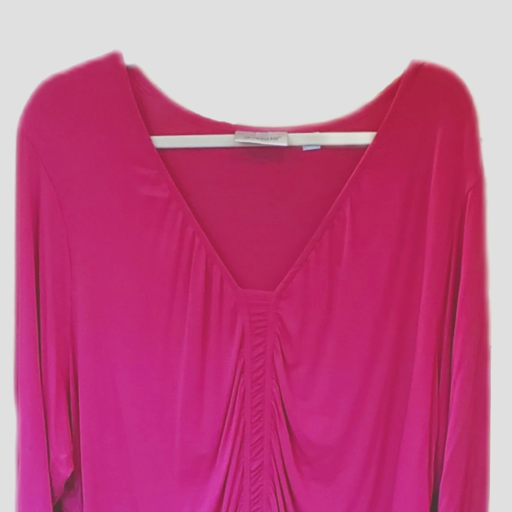 Avenue 30/32 Drapy Knit Tunic Blouse